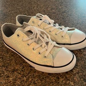 White sparkly Converses!!sz 7.5